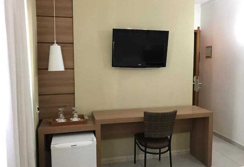 ホテル Larison Hotéis Economy