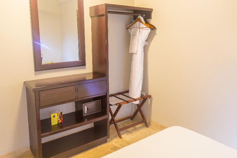 فندق 5th Av Sol Del Caribe Apart