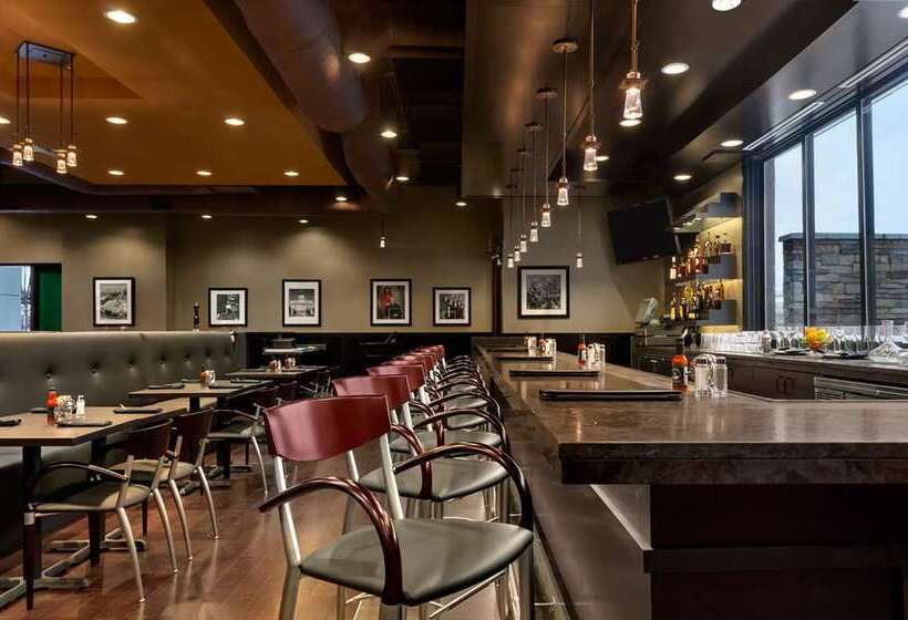 فندق Embassy Suites By Hilton Salt Lake West Valley City