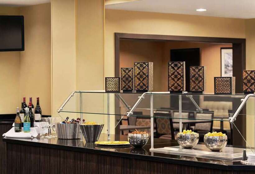 فندق Embassy Suites By Hilton Salt Lake West Valley City