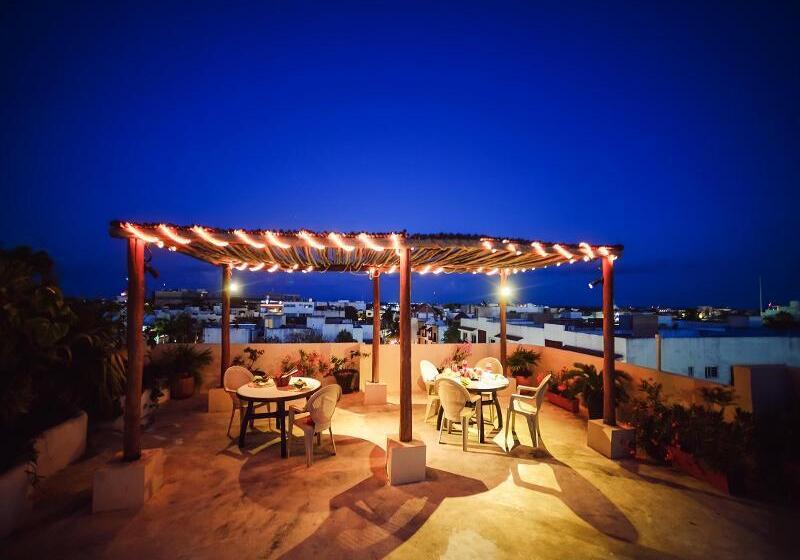 호텔 Encanto Riviera Condo