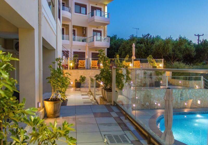 Отель Esthisis Suites Chania