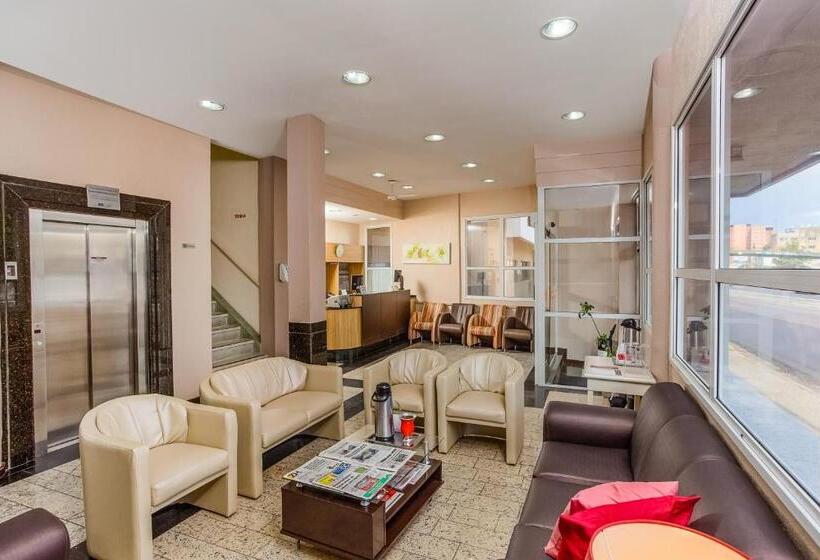 בית מלון כפרי Express Canoas