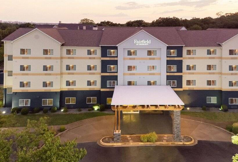 هتل Fairfield Inn By Marriott North Little Rock