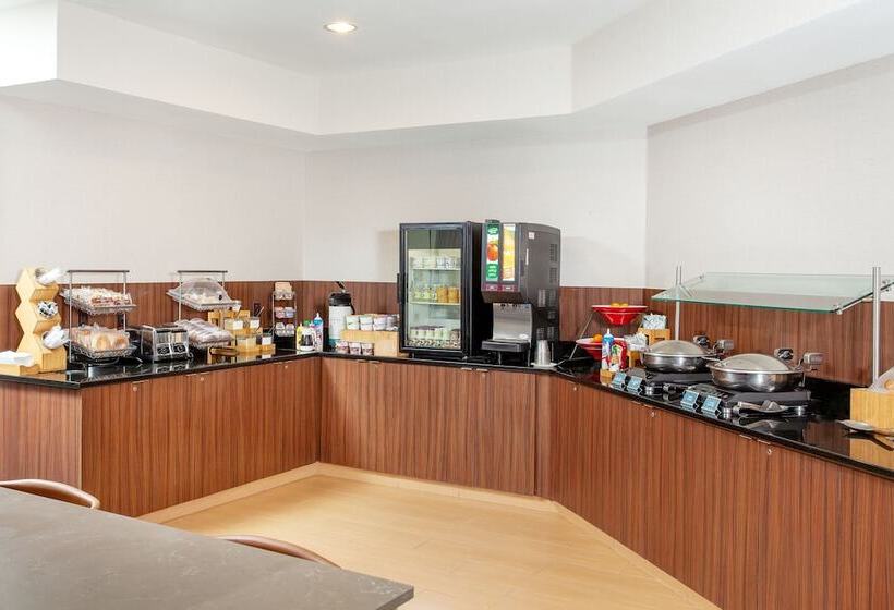 هتل Fairfield Inn By Marriott North Little Rock