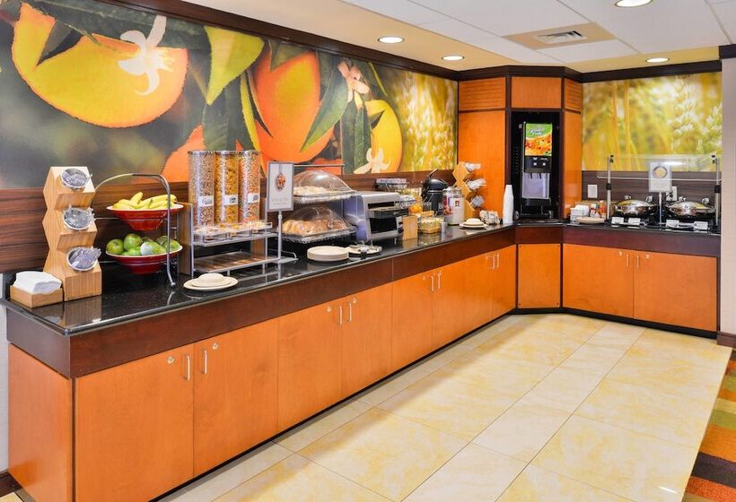 Отель Fairfield Inn And Suites By Marriott Asheboro