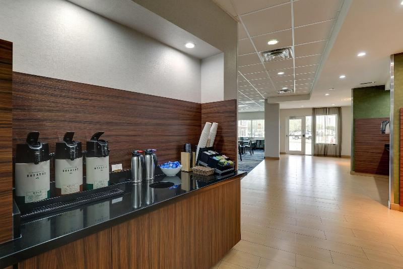 فندق Fairfield Inn And Suites Hutchinson