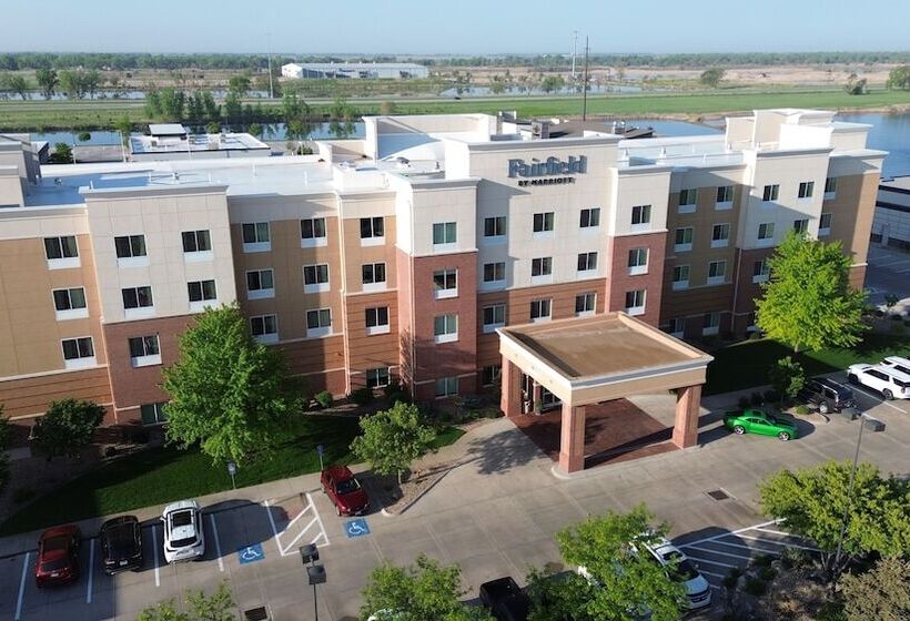 酒店 Fairfield Inn & Suites By Marriott Kearney