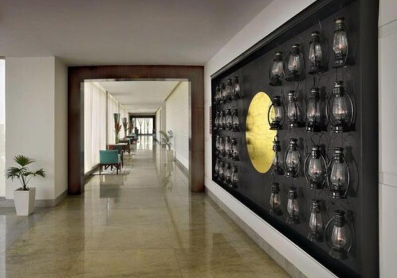 فندق Four Points By Sheraton New Delhi, Airport Highway