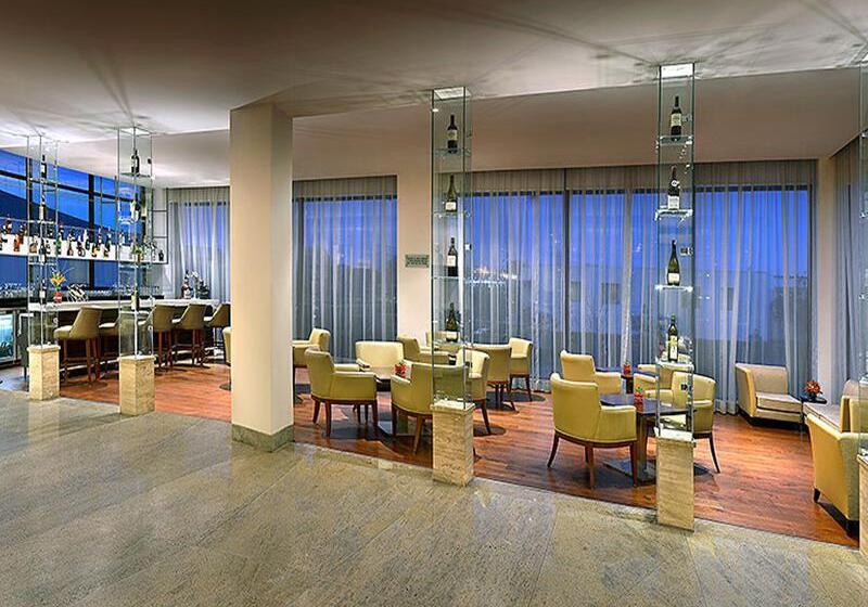 فندق Four Points By Sheraton New Delhi, Airport Highway