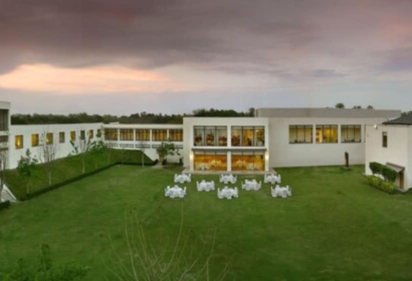 فندق Four Points By Sheraton New Delhi, Airport Highway