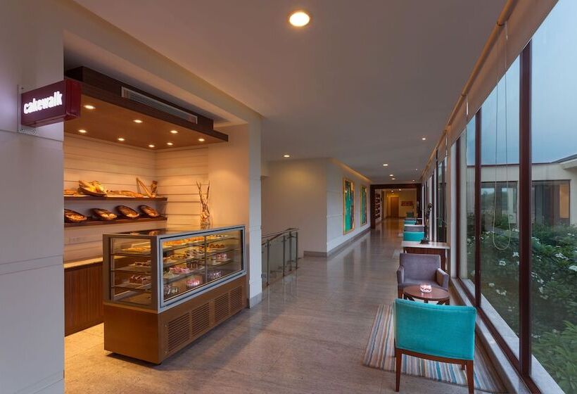 فندق Four Points By Sheraton New Delhi, Airport Highway