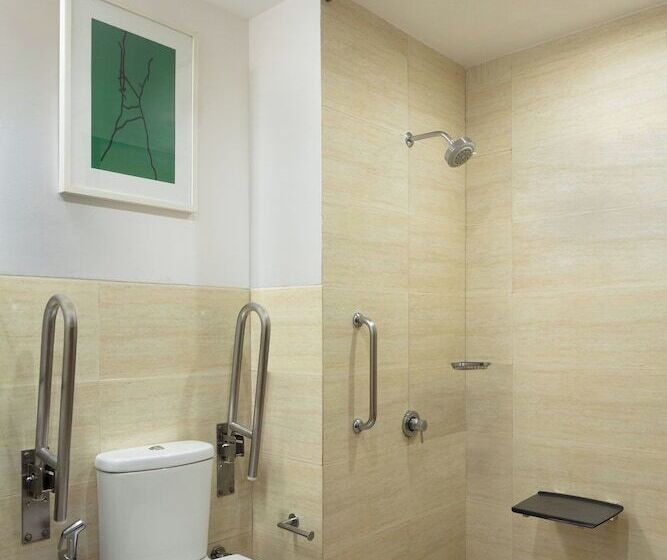 فندق Four Points By Sheraton New Delhi, Airport Highway