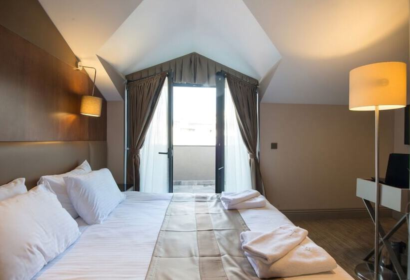 ホテル Gk Regency Suites