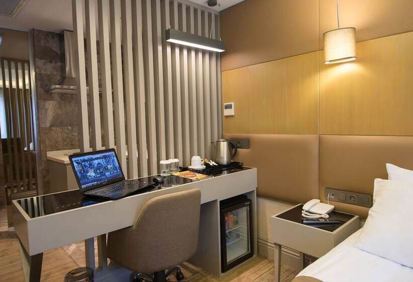 ホテル Gk Regency Suites