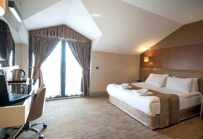 ホテル Gk Regency Suites