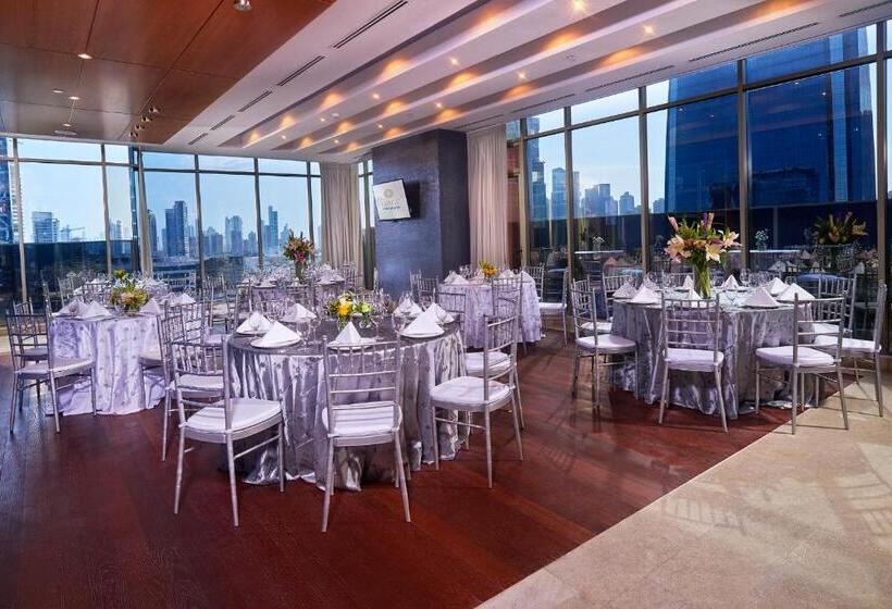 Global Hotel Panama