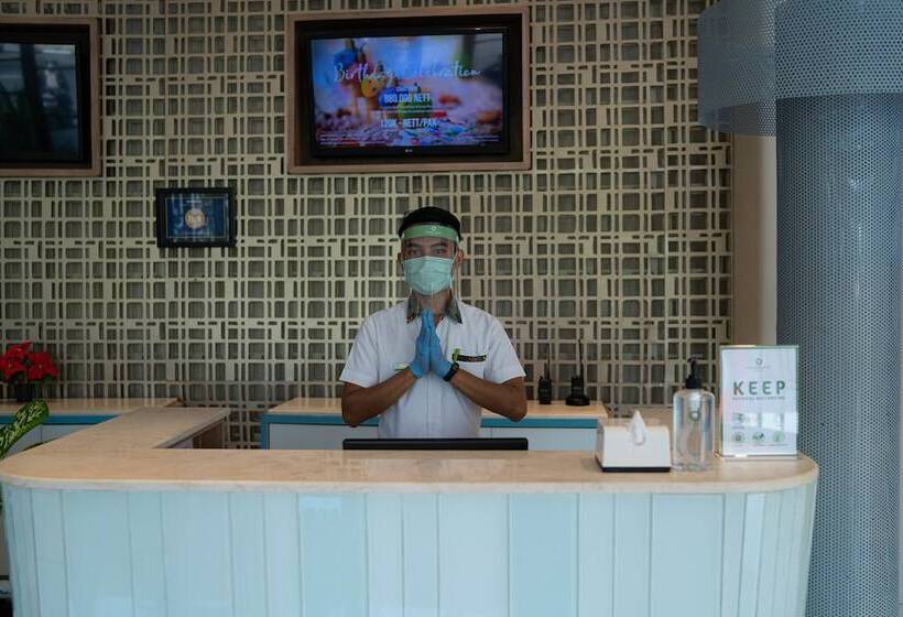 فندق Grand Livio Kuta