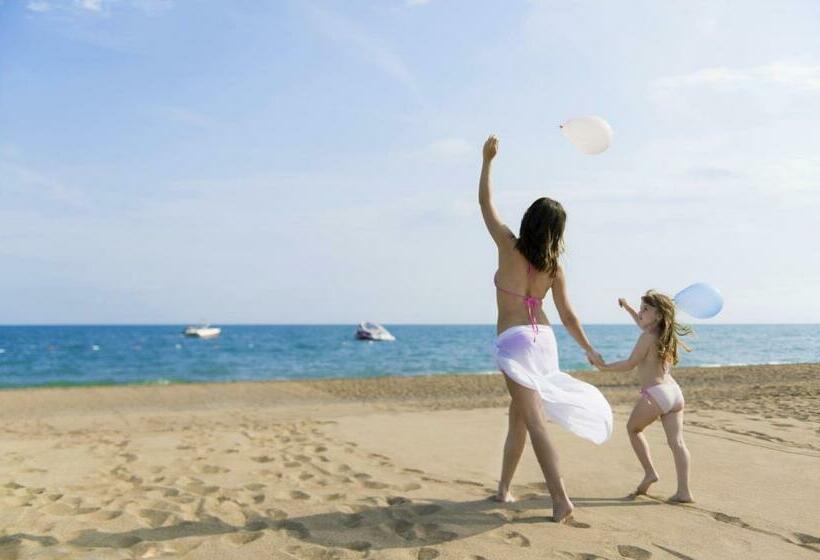 هتل Grand Park Lara