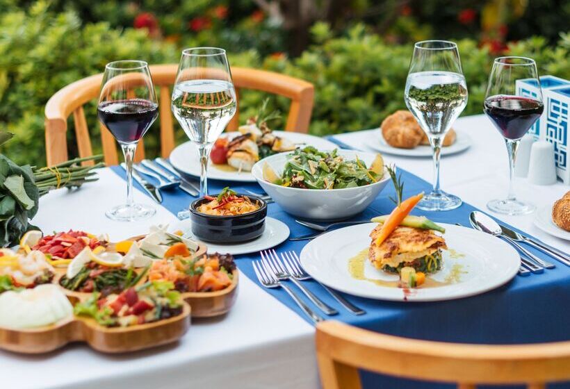 هتل Grand Park Lara