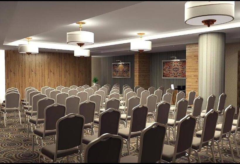 هتل Grand Park Lara