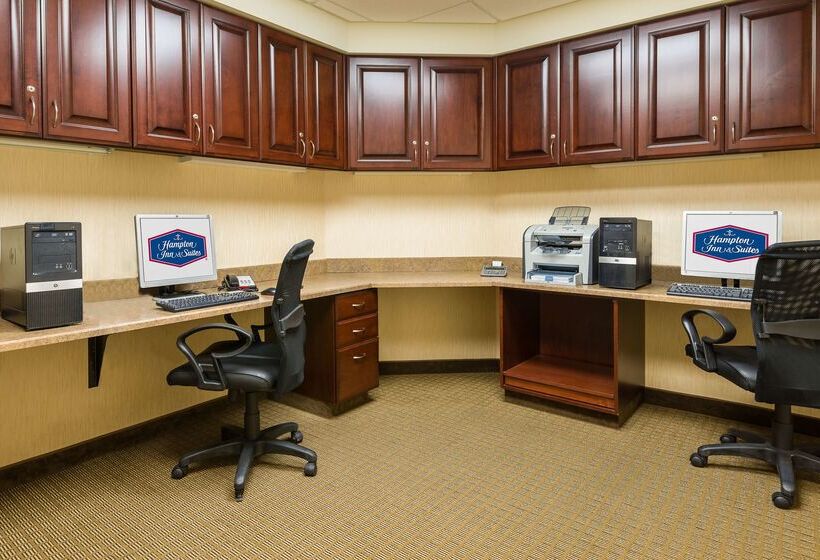 בית מלון כפרי Hampton Inn & Suites Peoria At Grand Prairie, Il