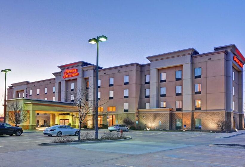 בית מלון כפרי Hampton Inn & Suites Peoria At Grand Prairie, Il