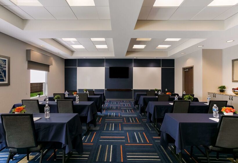 فندق Hampton Inn & Suites Wilmington Christiana