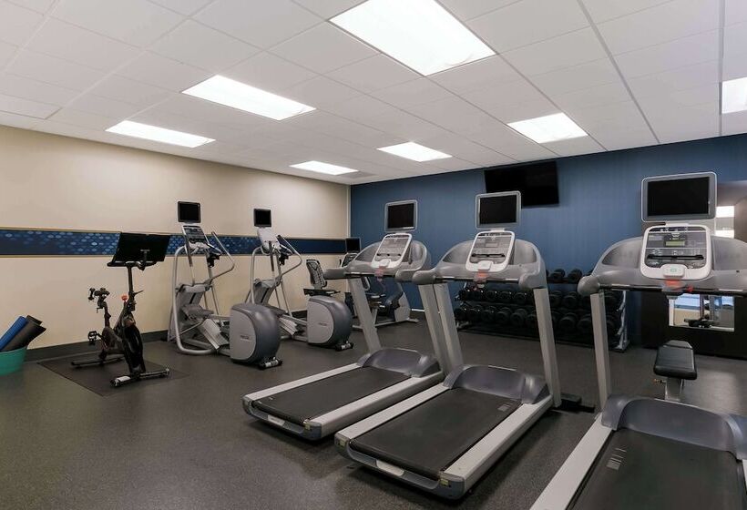 فندق Hampton Inn & Suites Wilmington Christiana