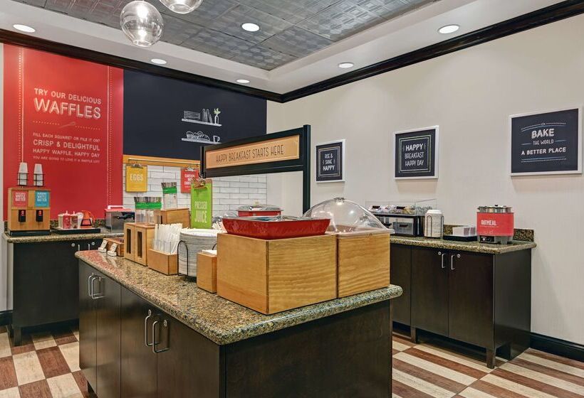 فندق Hampton Inn Farmington