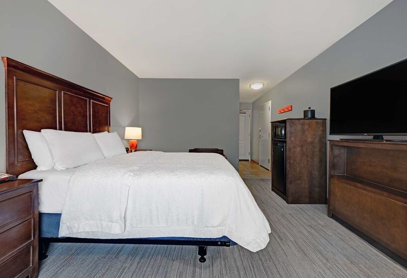 فندق Hampton Inn Farmington