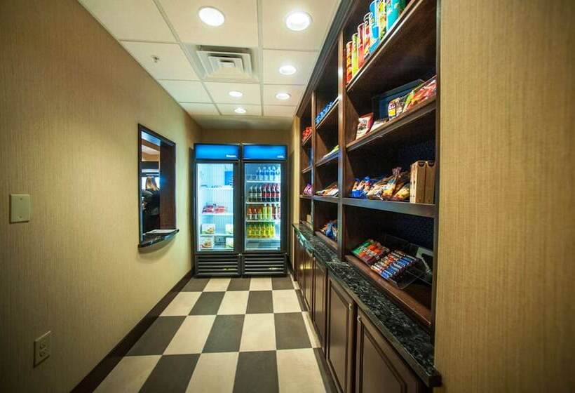 فندق Hampton Inn By Hilton Fort Morgan