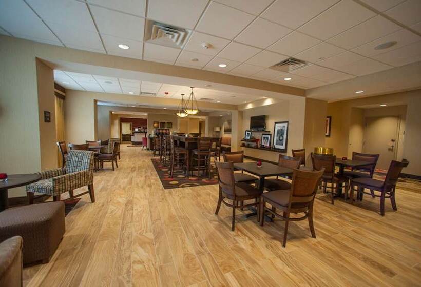 فندق Hampton Inn By Hilton Fort Morgan