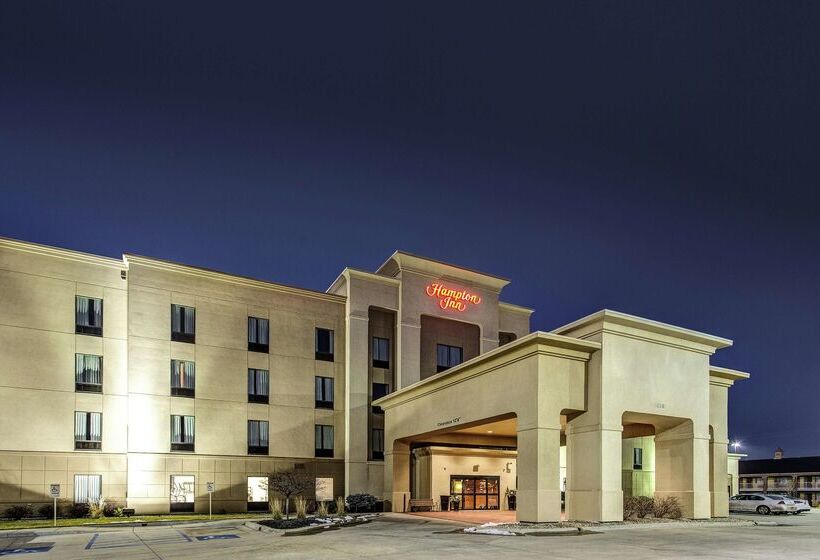 Отель Hampton Inn Junction City