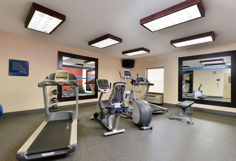 فندق Hampton Inn Muscatine