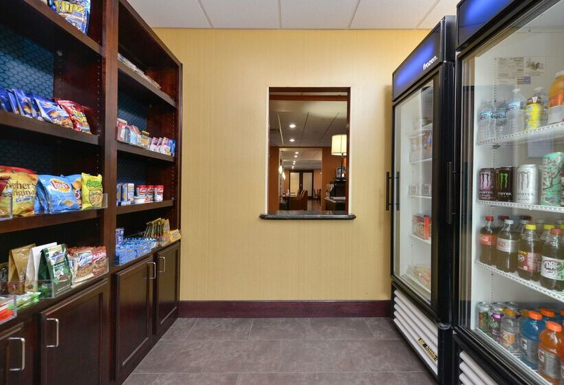 فندق Hampton Inn Muscatine