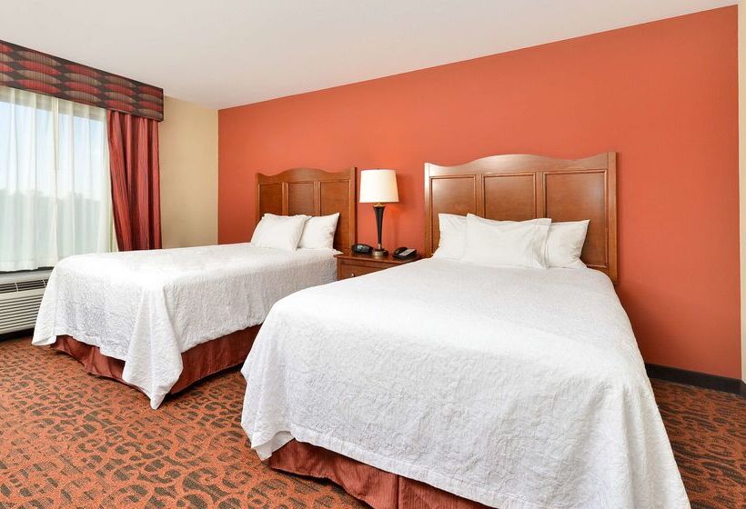 فندق Hampton Inn Muscatine