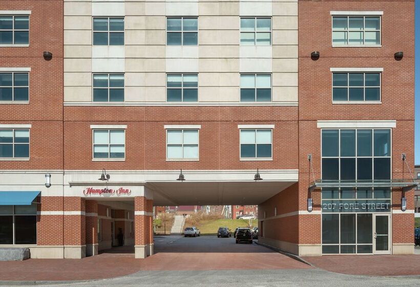 בית מלון כפרי Hampton Inn Portland Downtownwaterfront