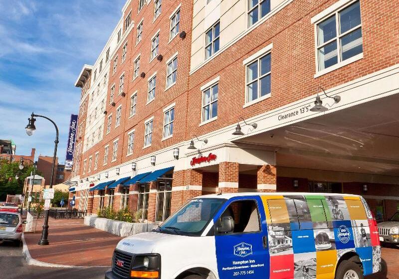 בית מלון כפרי Hampton Inn Portland Downtownwaterfront