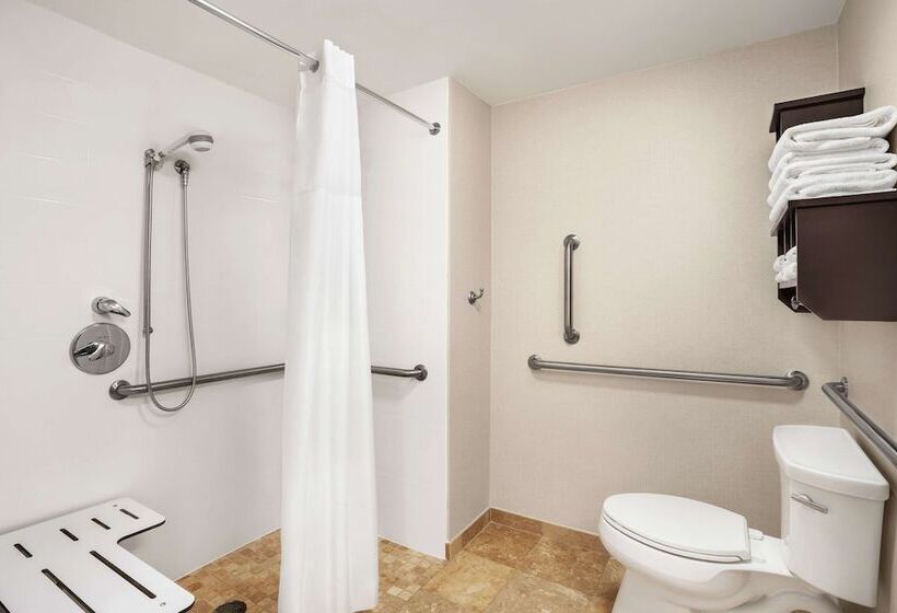 בית מלון כפרי Hampton Inn Portland Downtownwaterfront