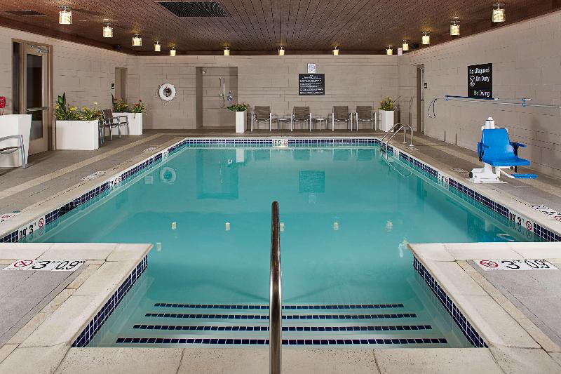 בית מלון כפרי Hampton Inn Portland Downtownwaterfront