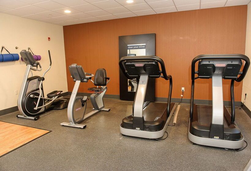 فندق Hampton Inn & Suites Brookings