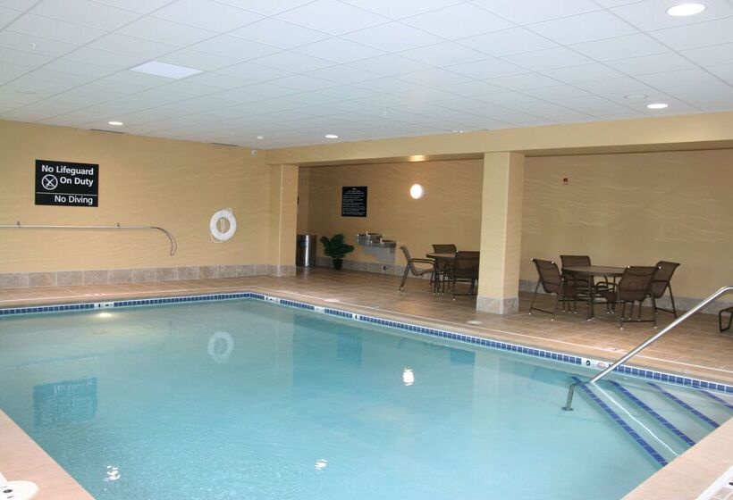 فندق Hampton Inn & Suites Brookings