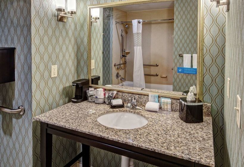 בית מלון כפרי Hampton Inn & Suites Clarksville