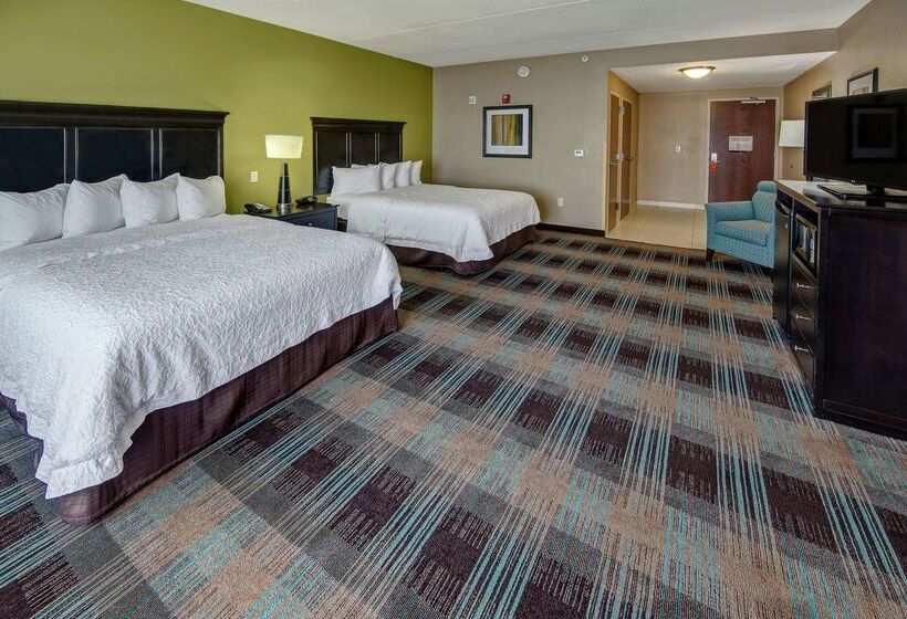فندق Hampton Inn & Suites Clarksville