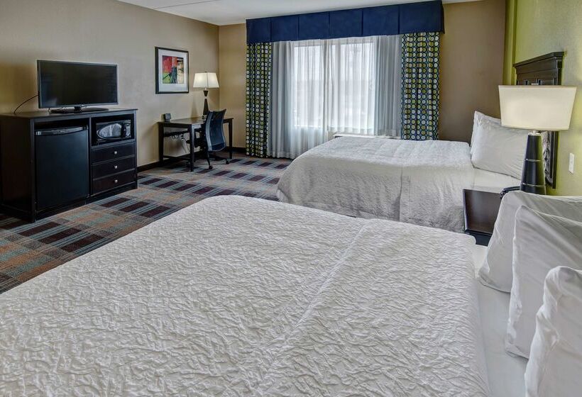בית מלון כפרי Hampton Inn & Suites Clarksville