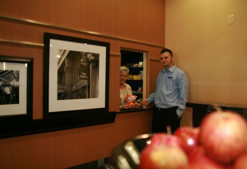 فندق Hampton Inn & Suites Cleburne