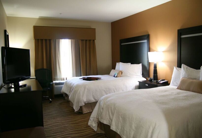 فندق Hampton Inn & Suites Cleburne