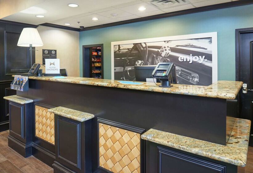 בית מלון כפרי Hampton Inn & Suites Decatur