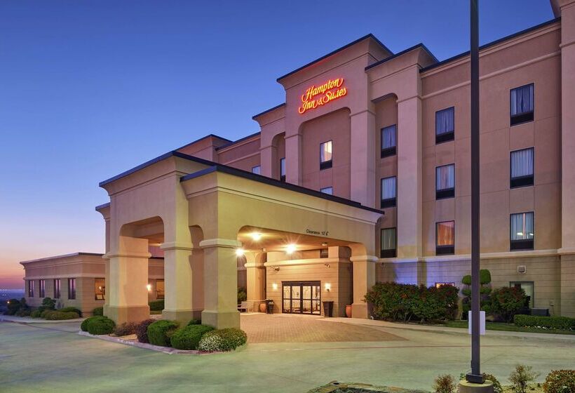 בית מלון כפרי Hampton Inn & Suites Decatur